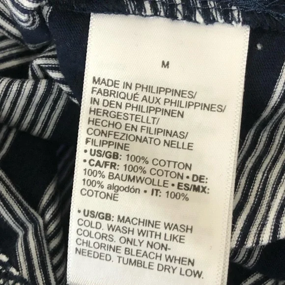 Daily Ritual striped v neck pocket tee, NWT medium - Picture 7 of 7